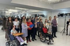 Występ Uczestników ŚDS z okazji Powiatowego Dnia Godności Osób z Niepełnosprawnością Intelektualną