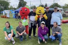 Zdjęcie grupowe uczestników ŚDS podczas Olimpiady w Józefowie nad Wisłą