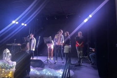 Występ Uczestników ŚDS na scenie w Annopolu - przegląd Kolęd i Pastorałek 