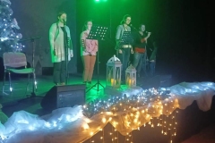 Występ Uczestników ŚDS na scenie w Annopolu - przegląd Kolęd i Pastorałek 